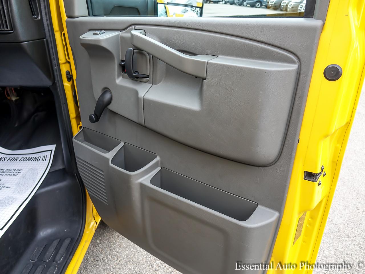 GMC Savana G3500 177 in. 2019