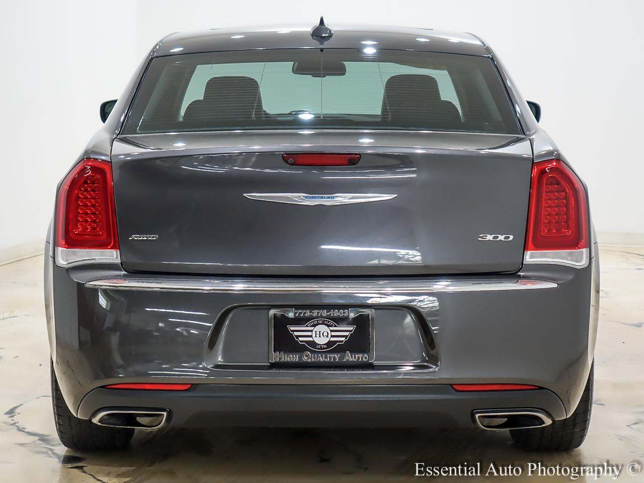 Chrysler 300 Limited AWD 2016