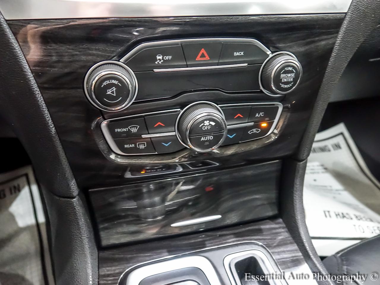 Chrysler 300 Limited AWD 2016