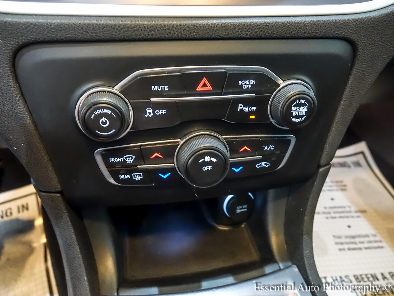 Dodge Charger SXT 2020