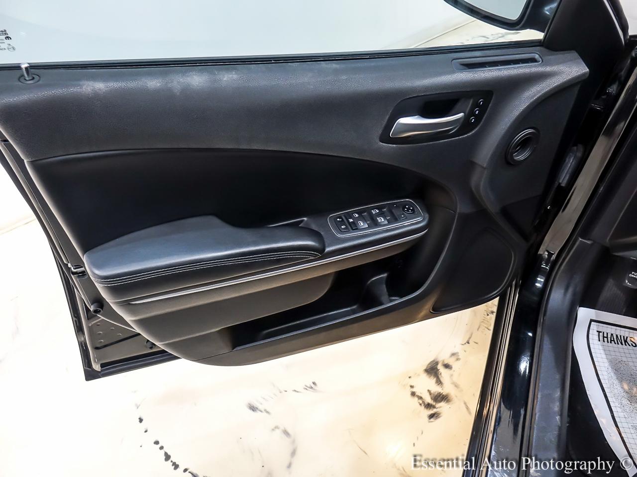 Dodge Charger SXT 2020