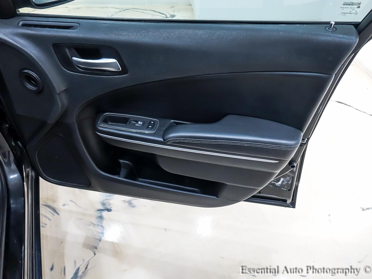 Dodge Charger SXT 2020