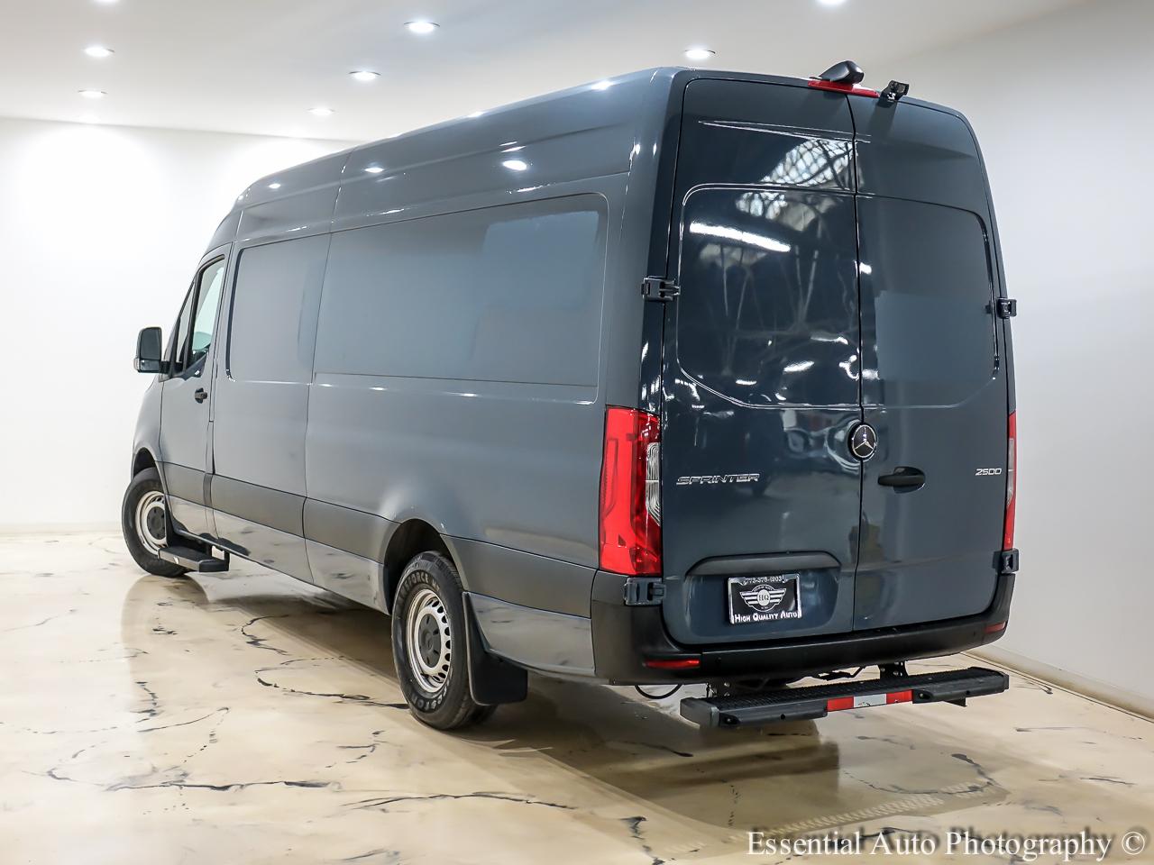 Mercedes-Benz Sprinter 3500 Wagon High Roof 170-in. WB 2019