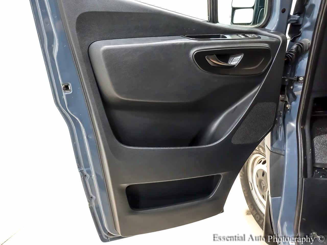 Mercedes-Benz Sprinter 3500 Wagon High Roof 170-in. WB 2019