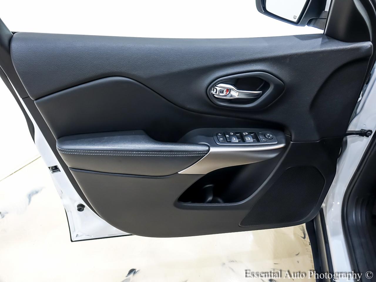 Jeep Cherokee Latitude Plus 4WD 2019