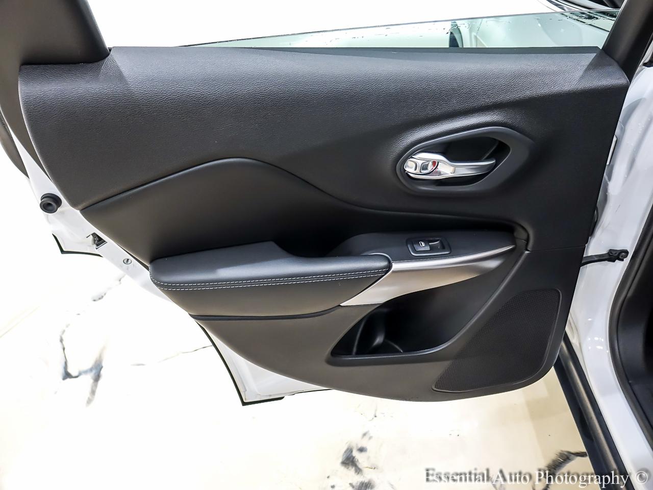 Jeep Cherokee Latitude Plus 4WD 2019