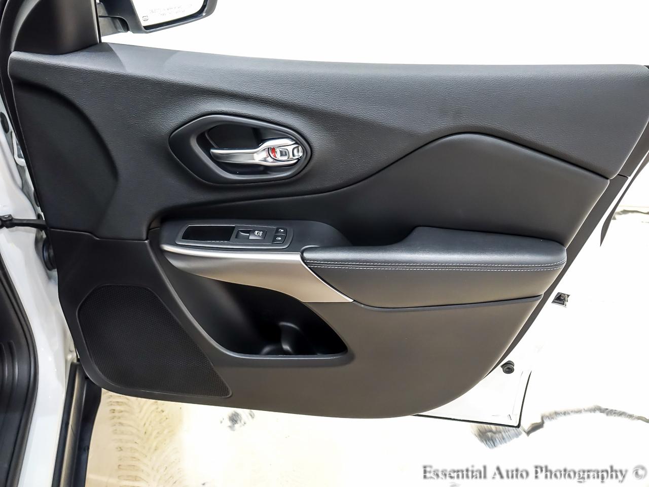 Jeep Cherokee Latitude Plus 4WD 2019