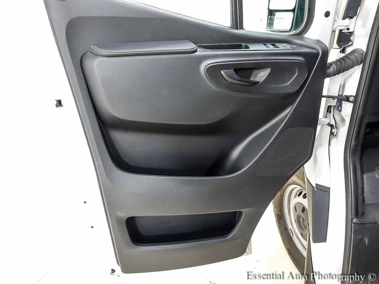 Mercedes-Benz Sprinter 1500 144-in. WB 2021