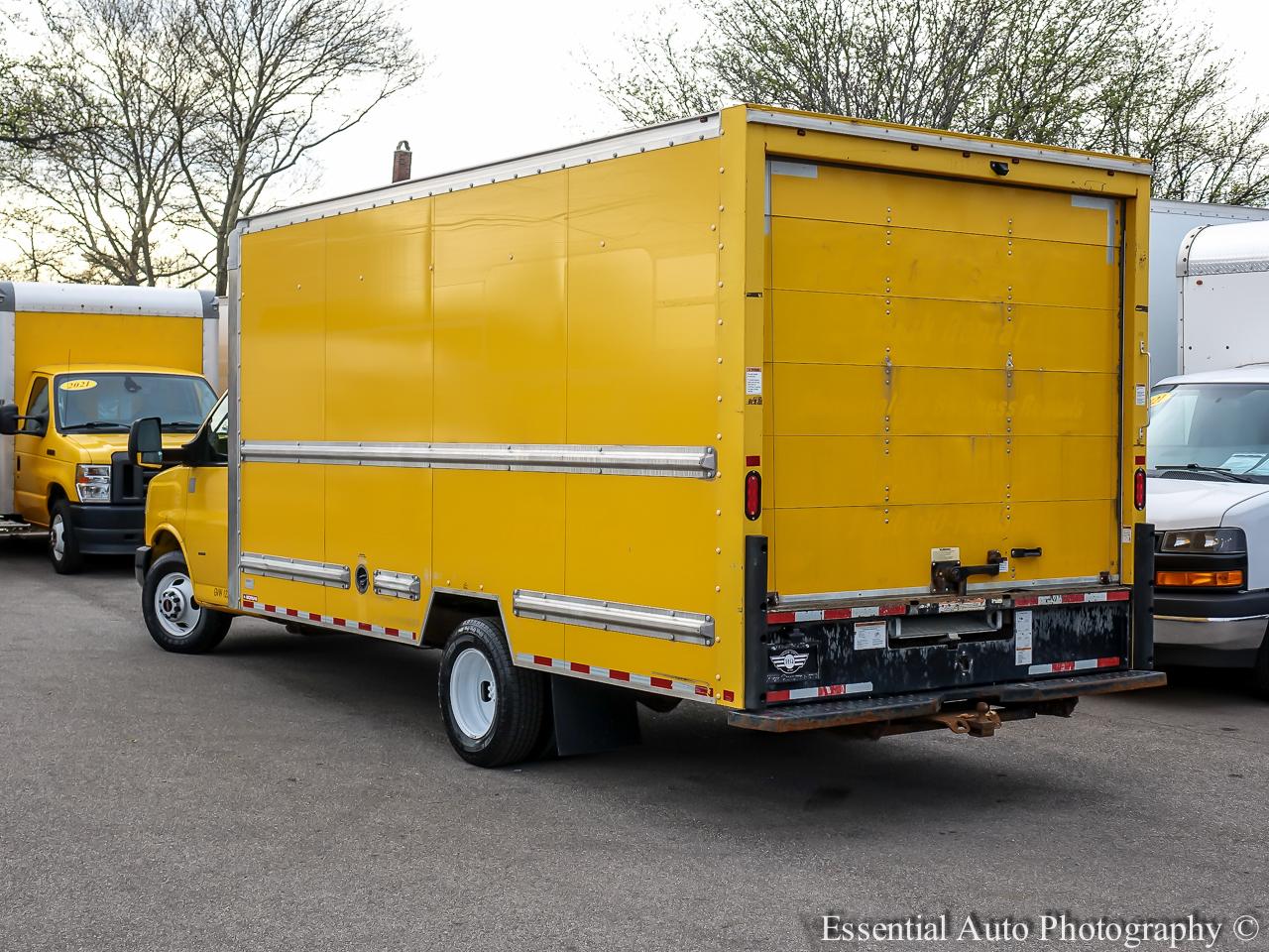 GMC Savana G3500 177 in. 2019