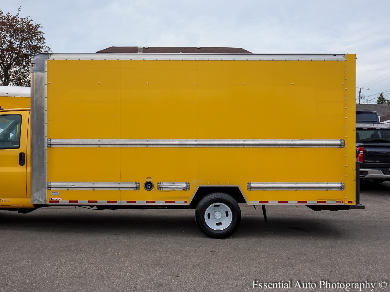 GMC Savana G3500 177 in. 2019