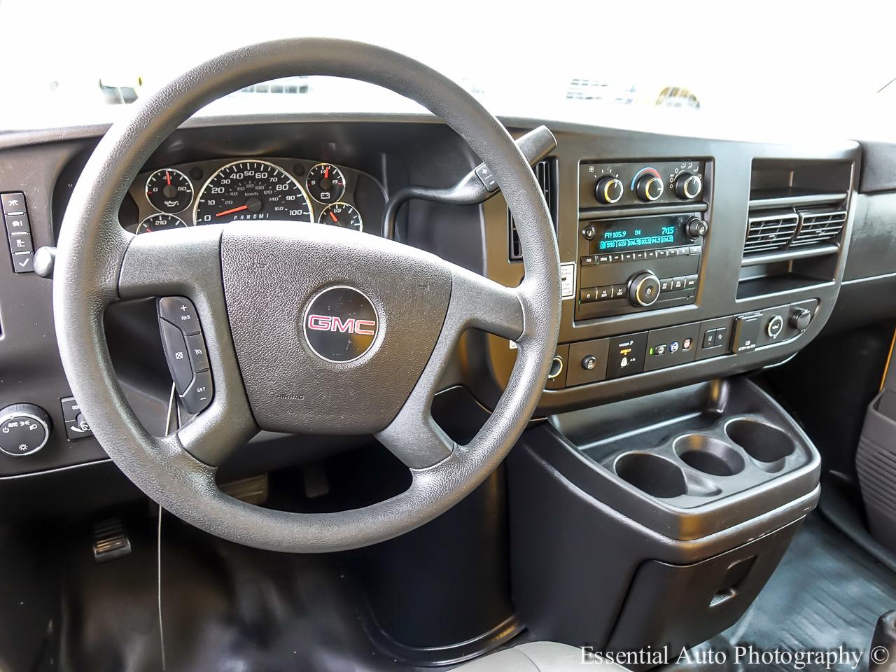 GMC Savana G3500 177 in. 2019