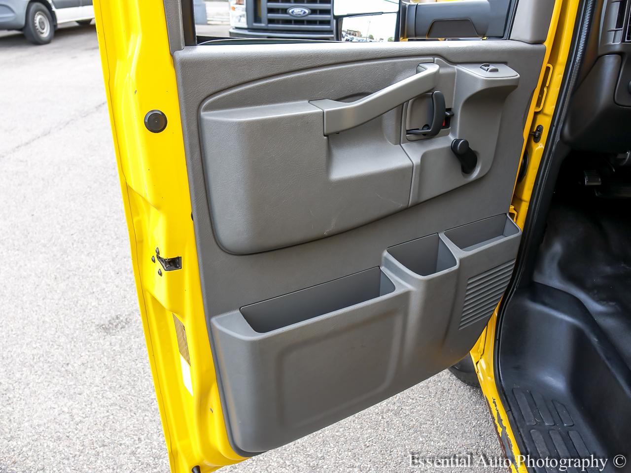 GMC Savana G3500 177 in. 2019