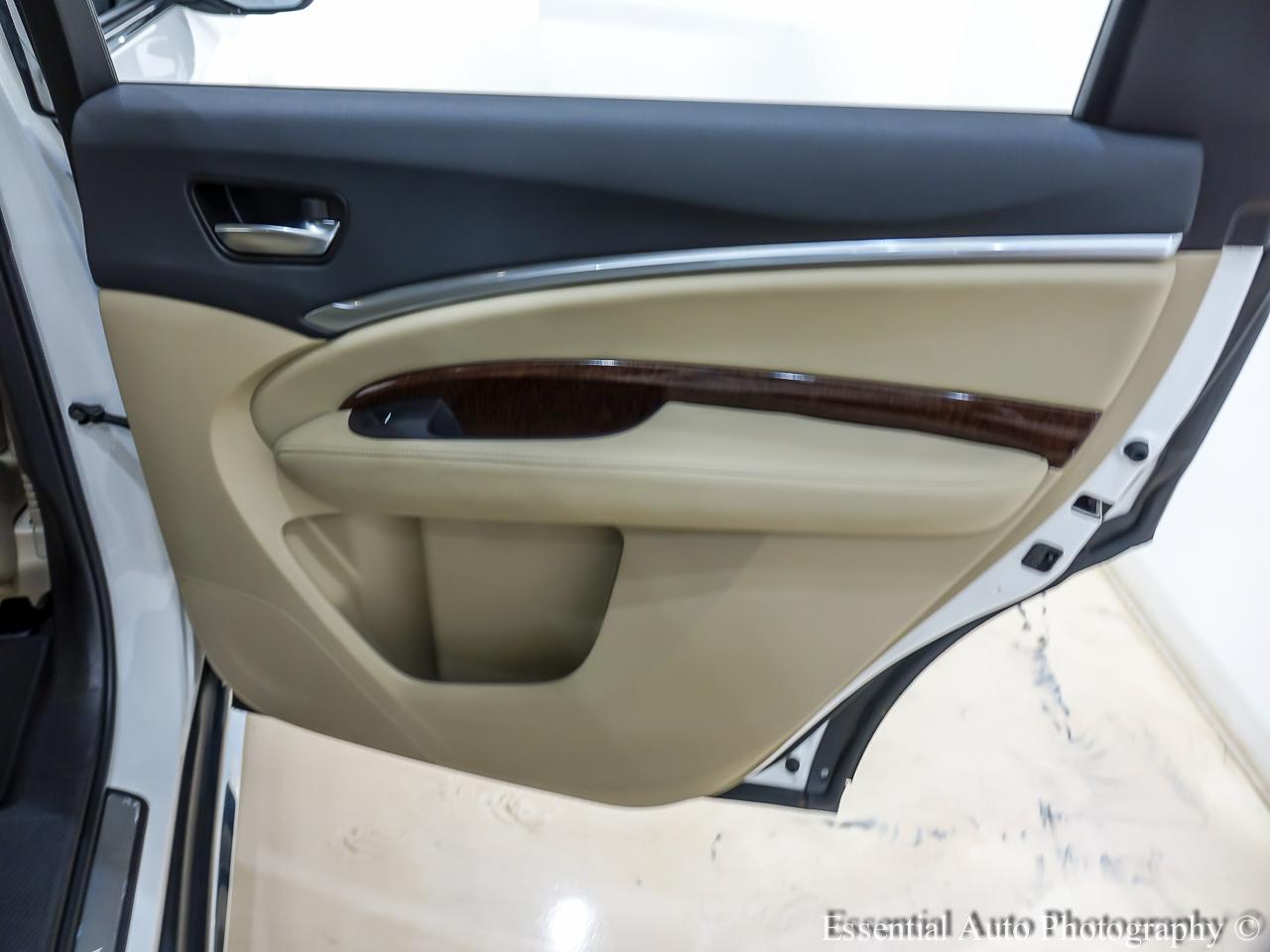 Acura MDX SH-AWD 9-Spd AT 2019