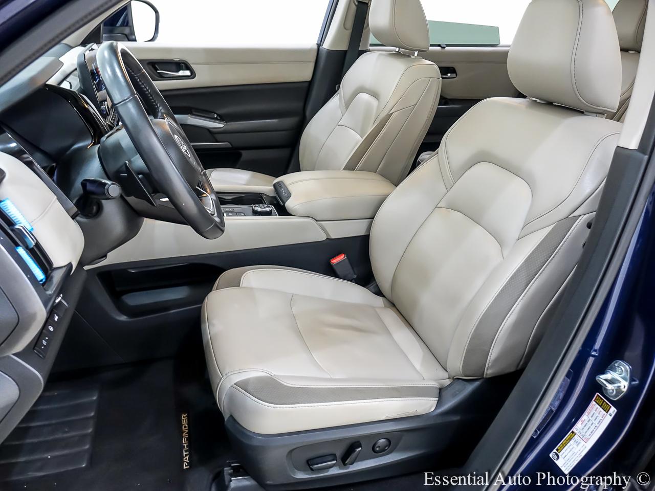 Nissan Pathfinder SL 4WD 2023