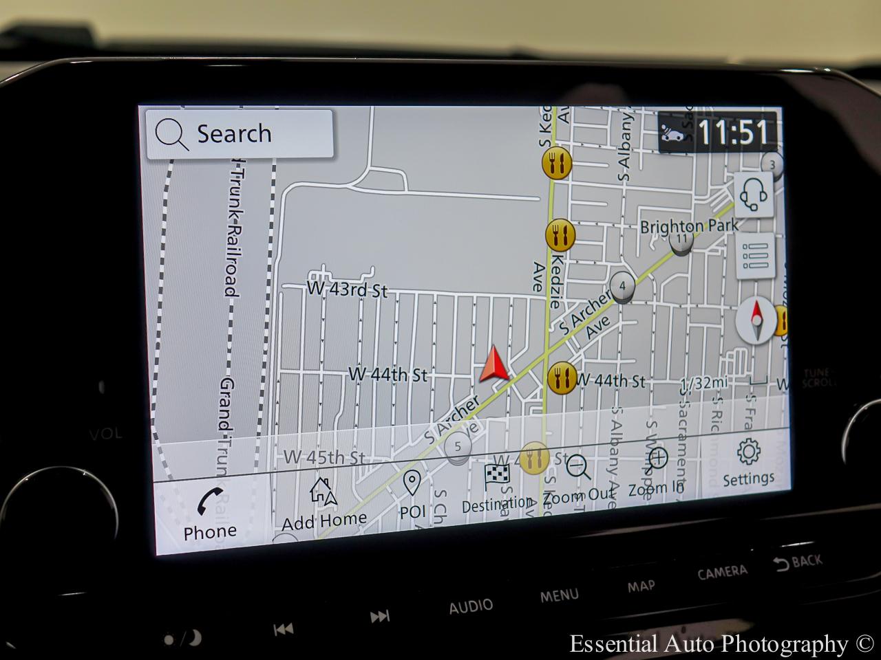 Nissan Pathfinder SL 4WD 2023