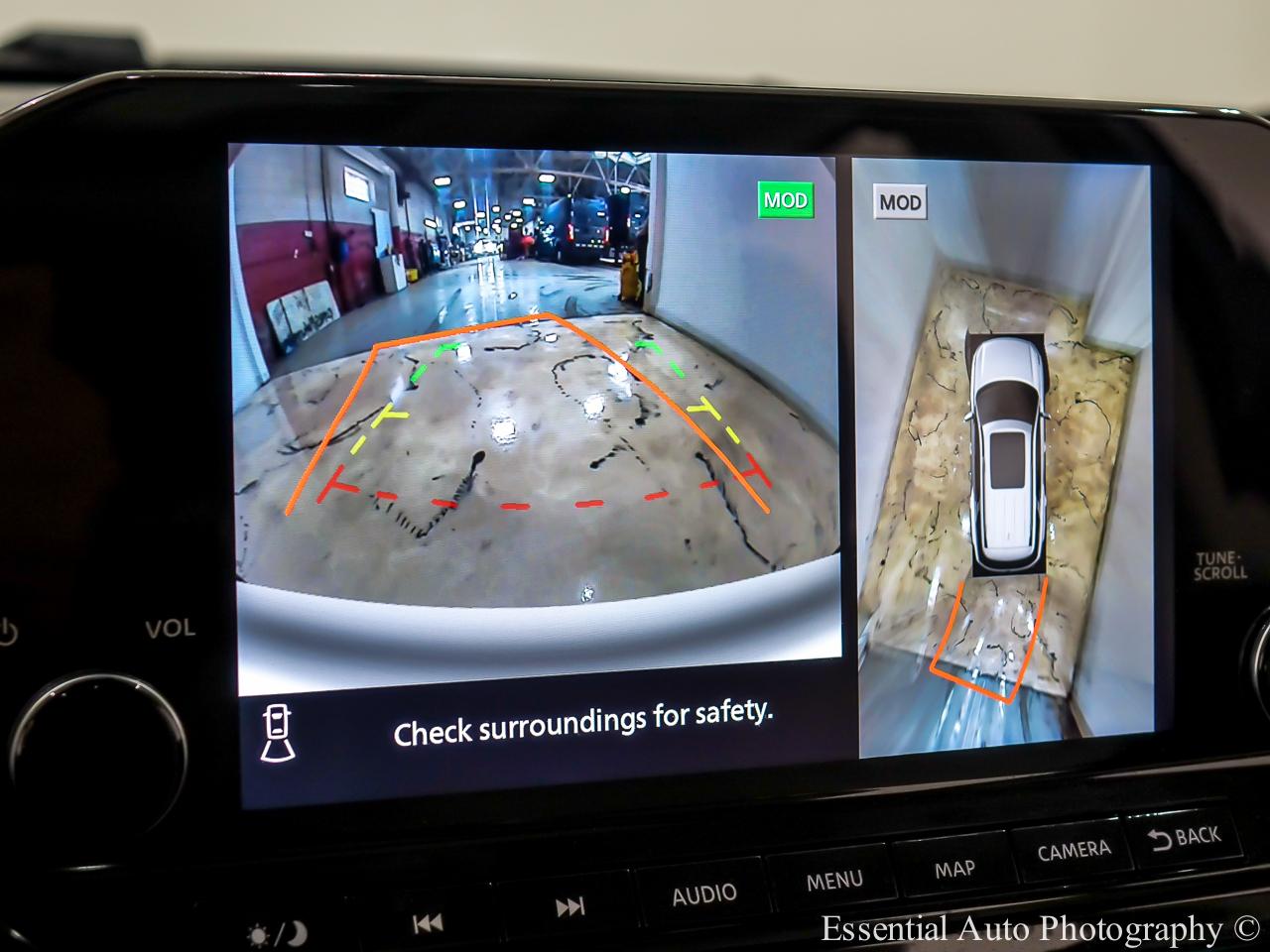 Nissan Pathfinder SL 4WD 2023