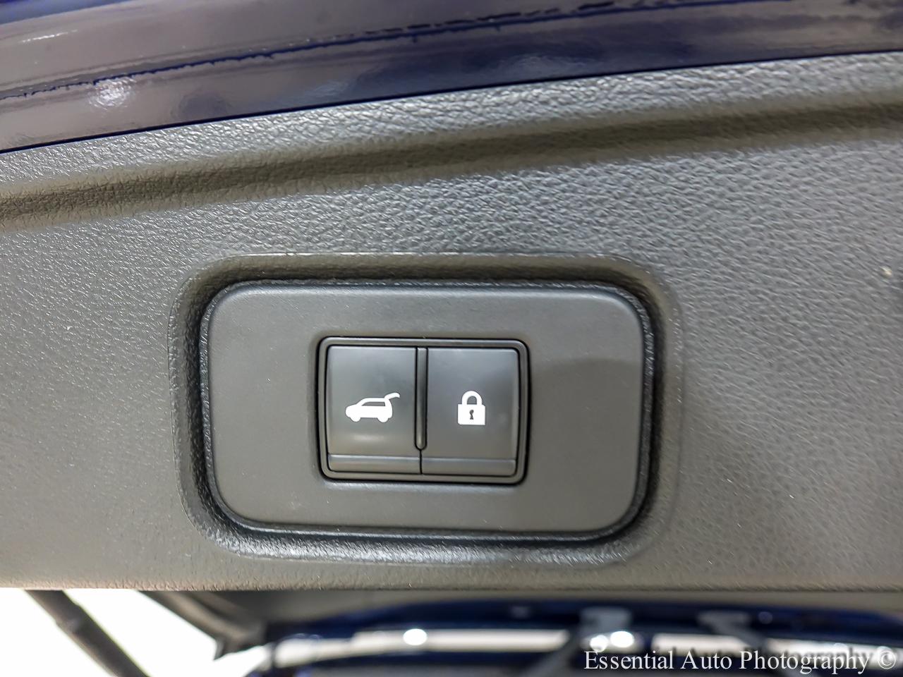 Nissan Pathfinder SL 4WD 2023