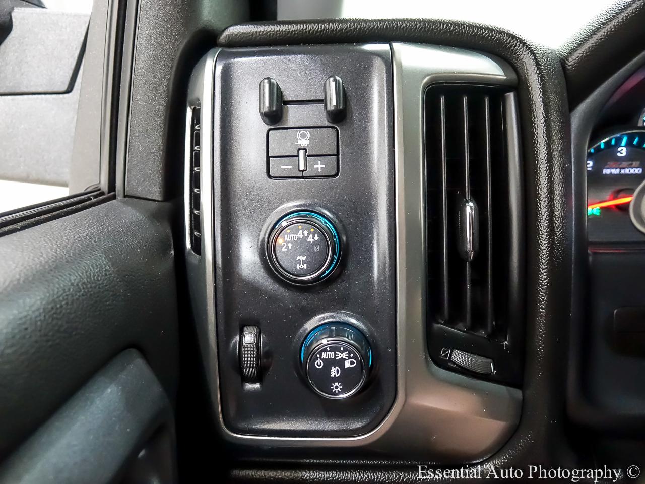 Chevrolet Silverado 1500 LT Double Cab 4WD 2018
