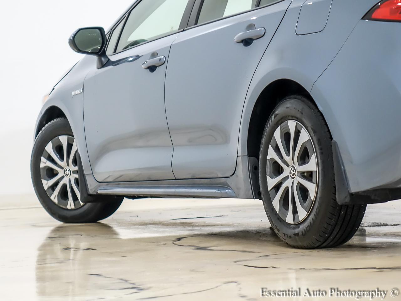 Toyota Corolla LE Hybrid 2020