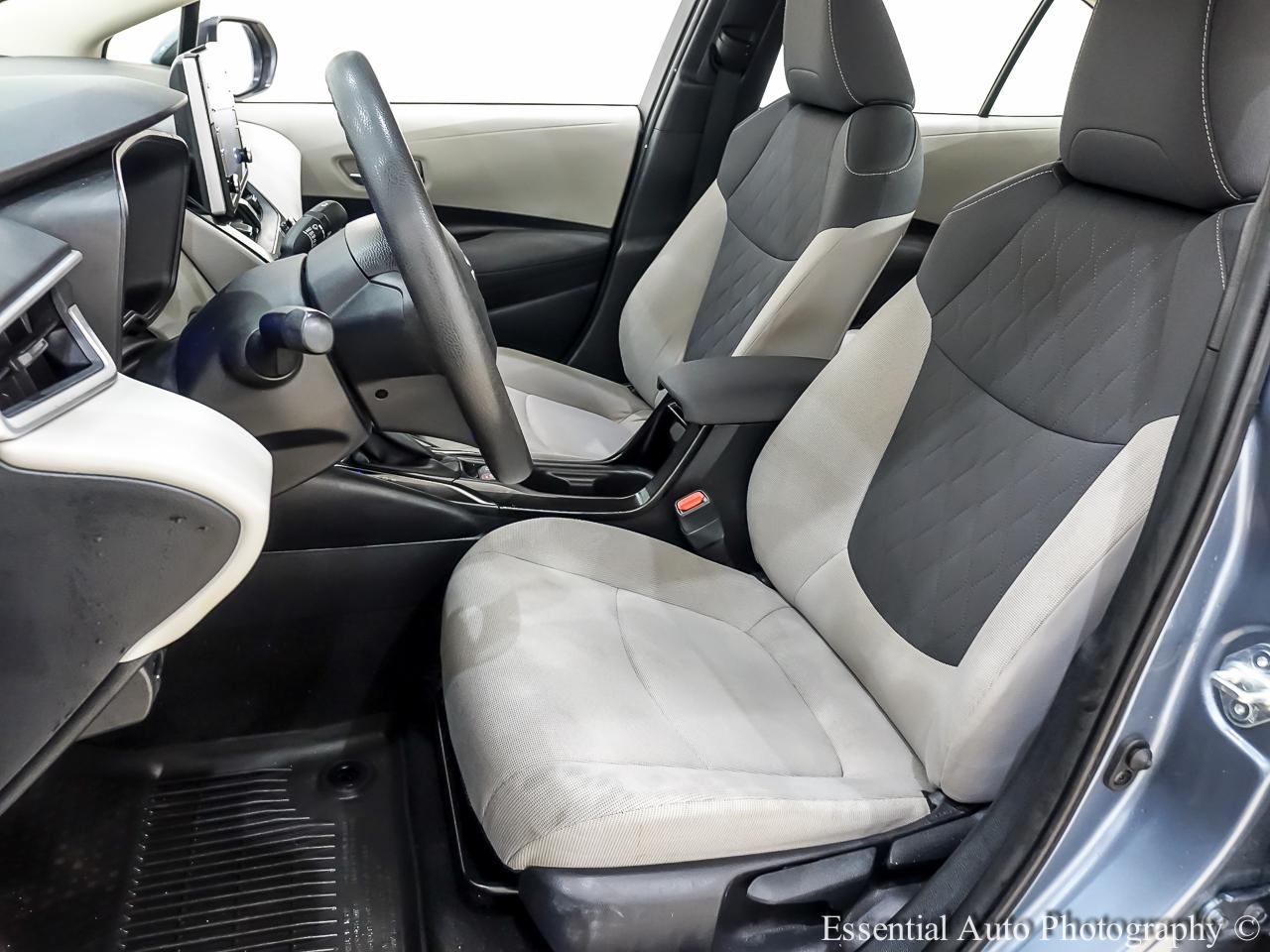 Toyota Corolla LE Hybrid 2020
