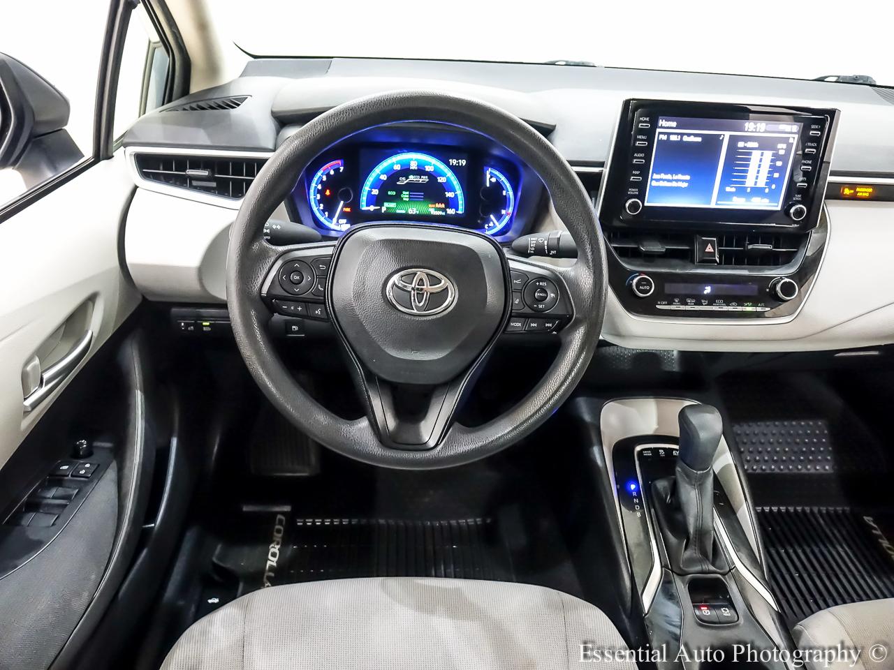 Toyota Corolla LE Hybrid 2020