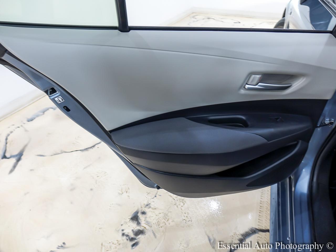 Toyota Corolla LE Hybrid 2020