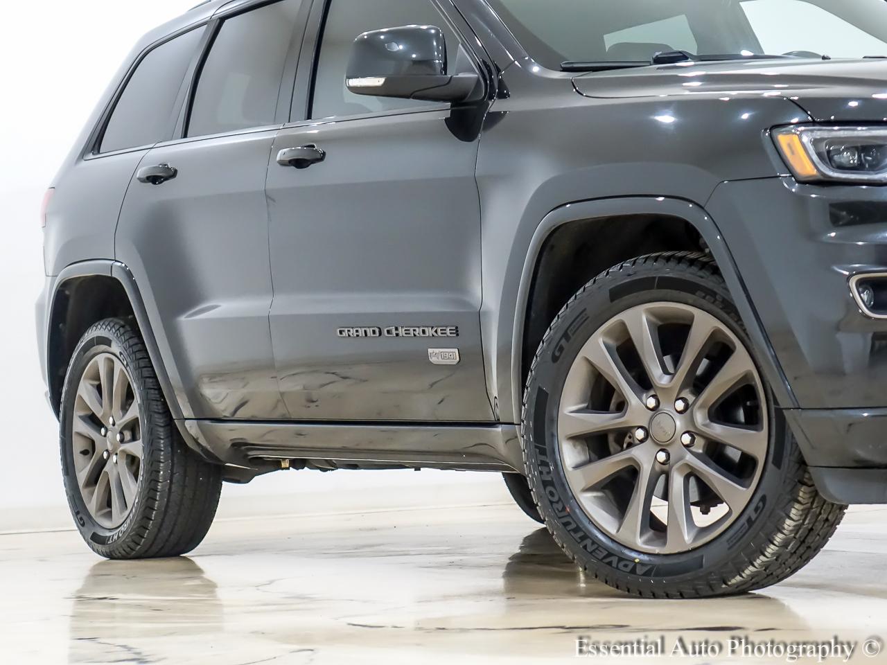 Jeep Grand Cherokee  2016