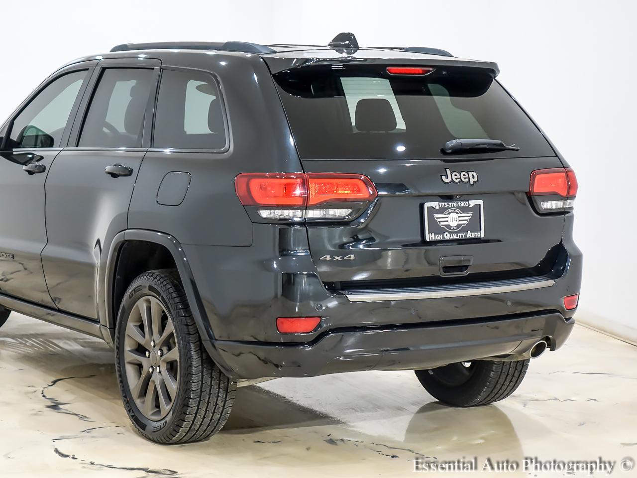 Jeep Grand Cherokee  2016