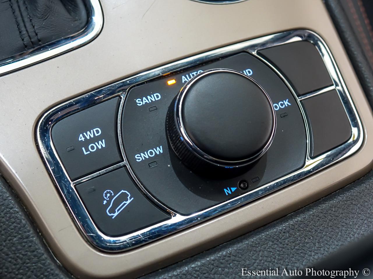 Jeep Grand Cherokee  2016
