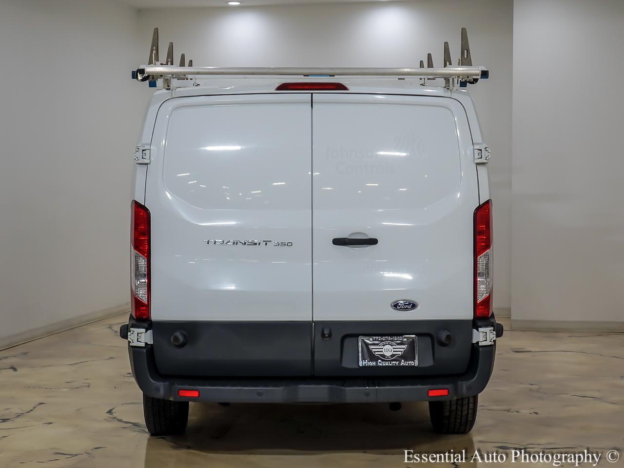 Ford Transit 350 Van Low Roof w/Sliding Pass. 148-in. WB 2017