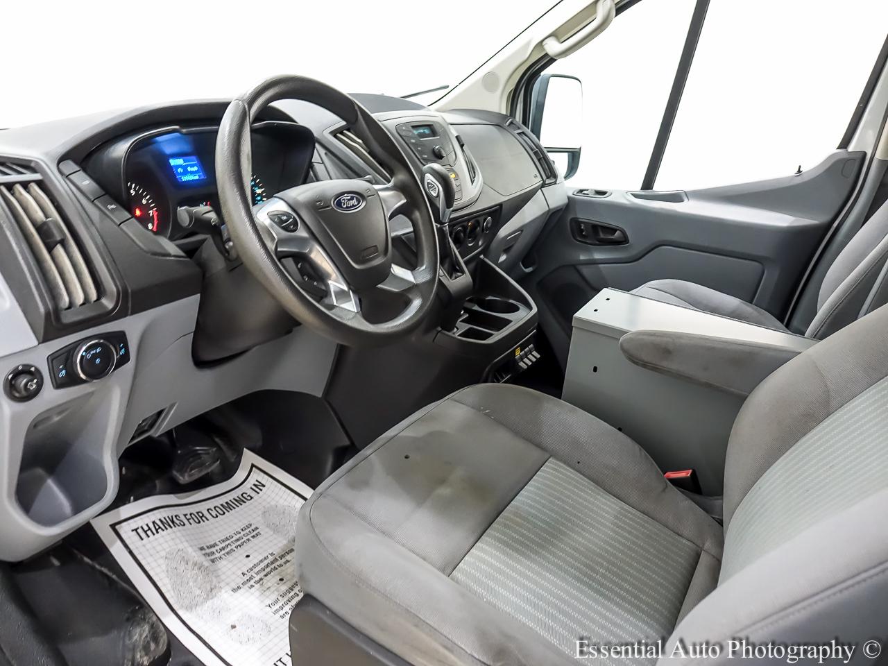 Ford Transit 350 Van Low Roof w/Sliding Pass. 148-in. WB 2017
