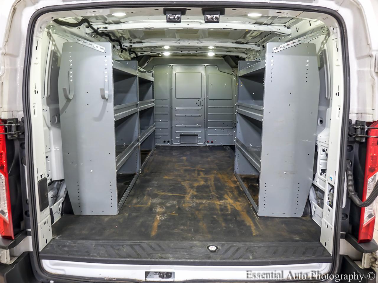 Ford Transit 350 Van Low Roof w/Sliding Pass. 148-in. WB 2017