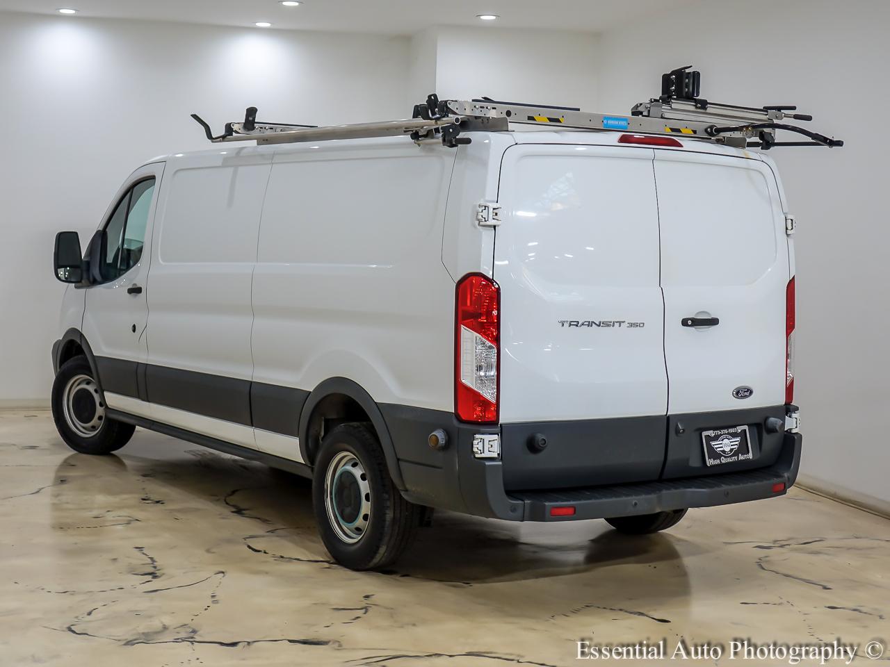 Ford Transit 350 Van Low Roof w/Sliding Pass. 148-in. WB 2018