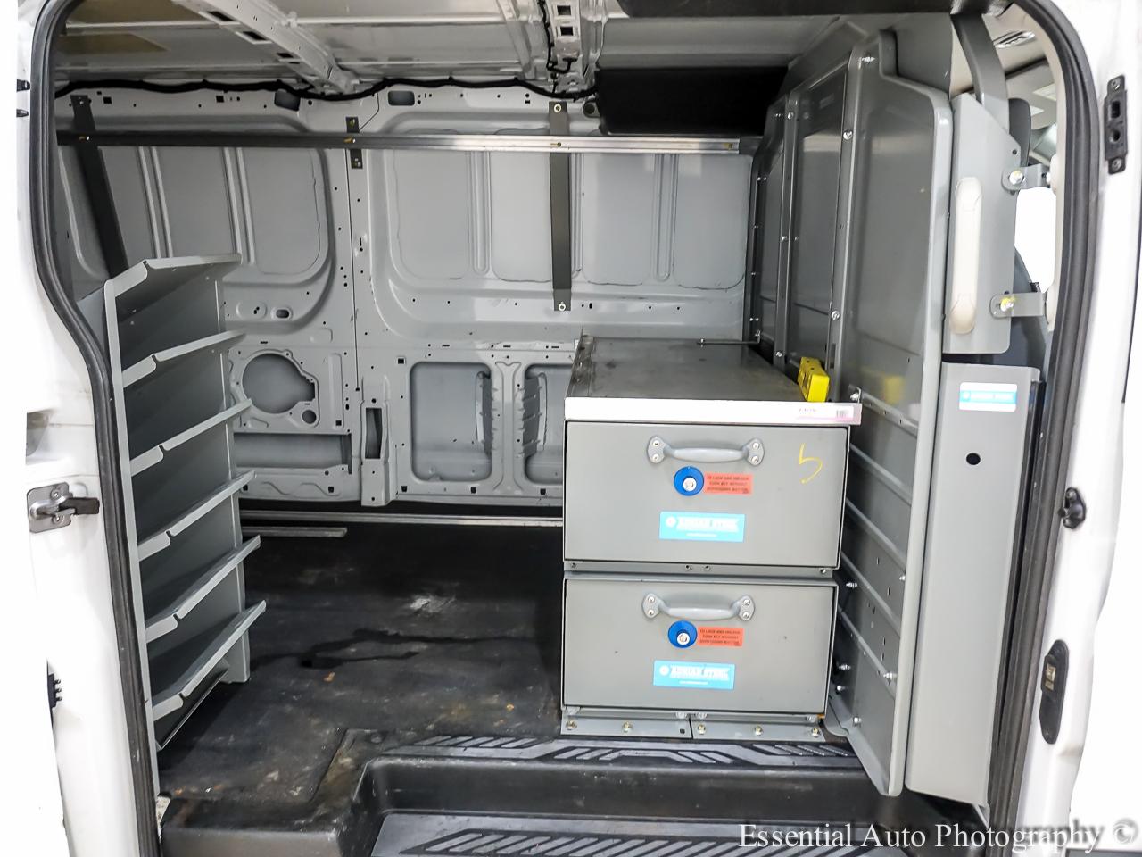 Ford Transit 350 Van Low Roof w/Sliding Pass. 148-in. WB 2018