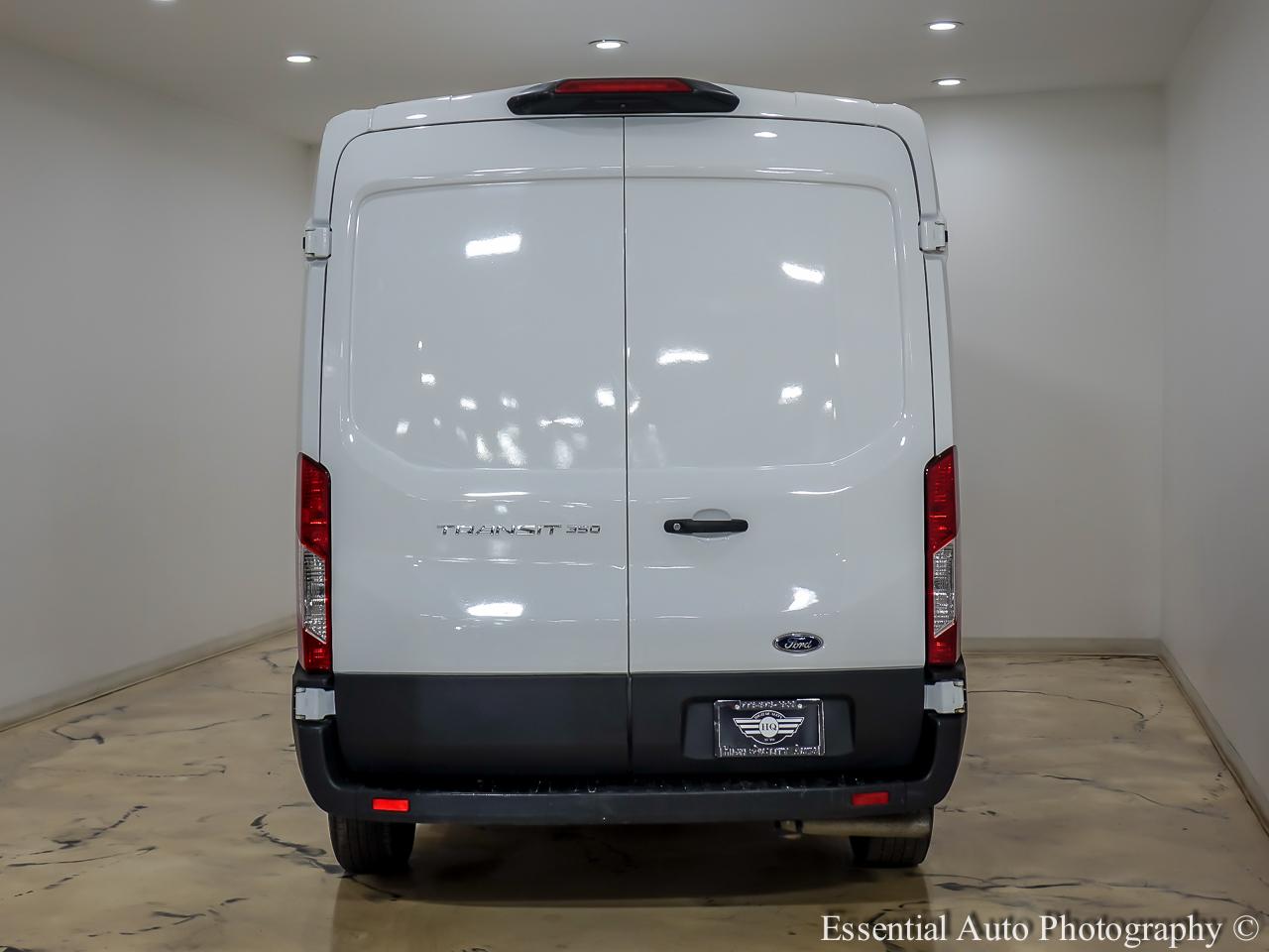 Ford Transit  2023