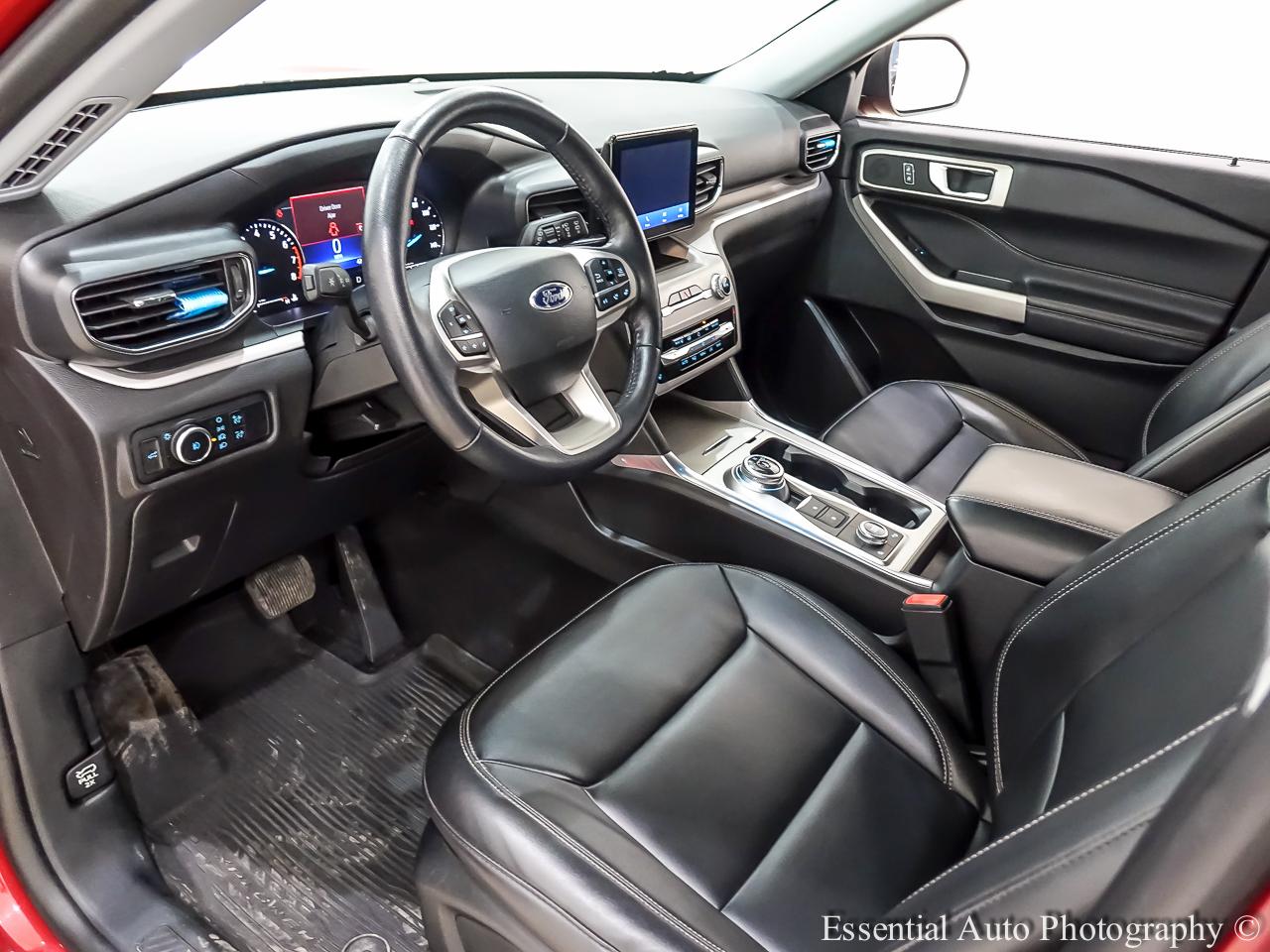 Ford Explorer XLT AWD 2023