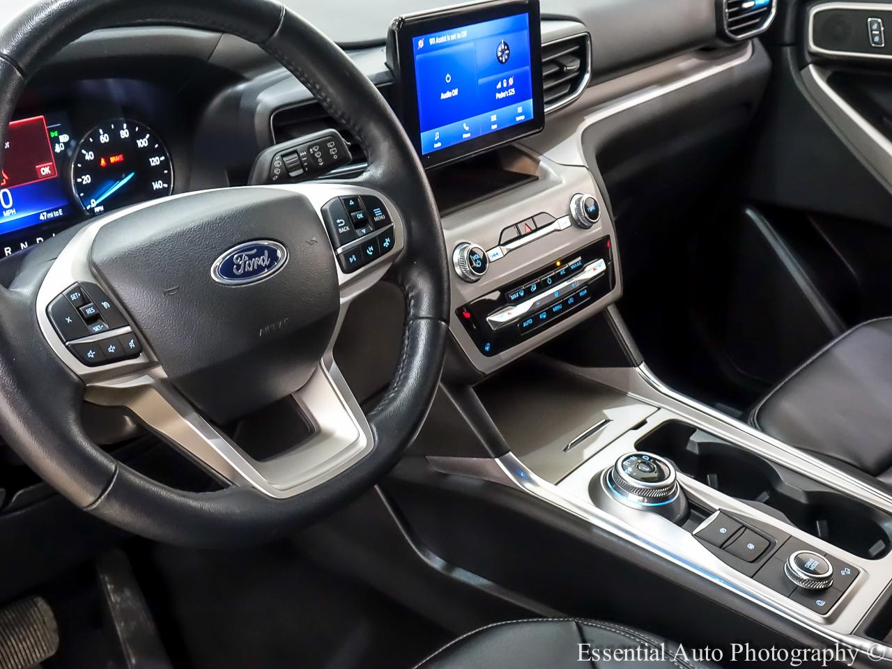 Ford Explorer XLT AWD 2023