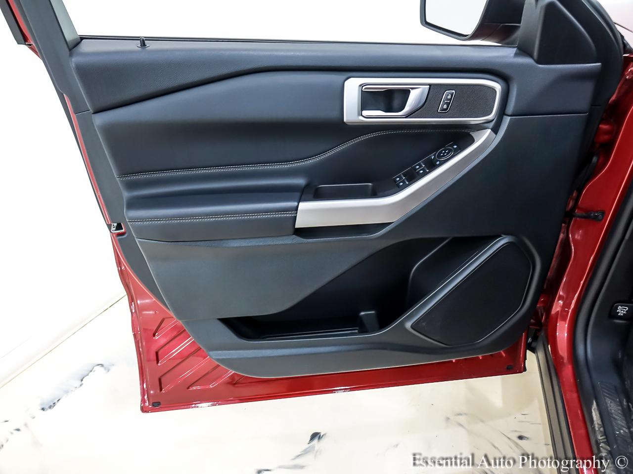 Ford Explorer XLT AWD 2023