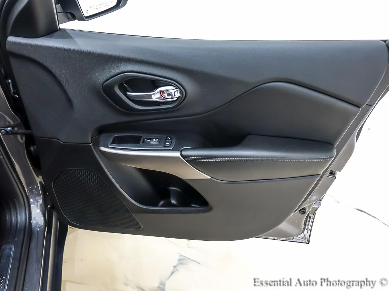 Jeep Cherokee Limited 4WD 2019