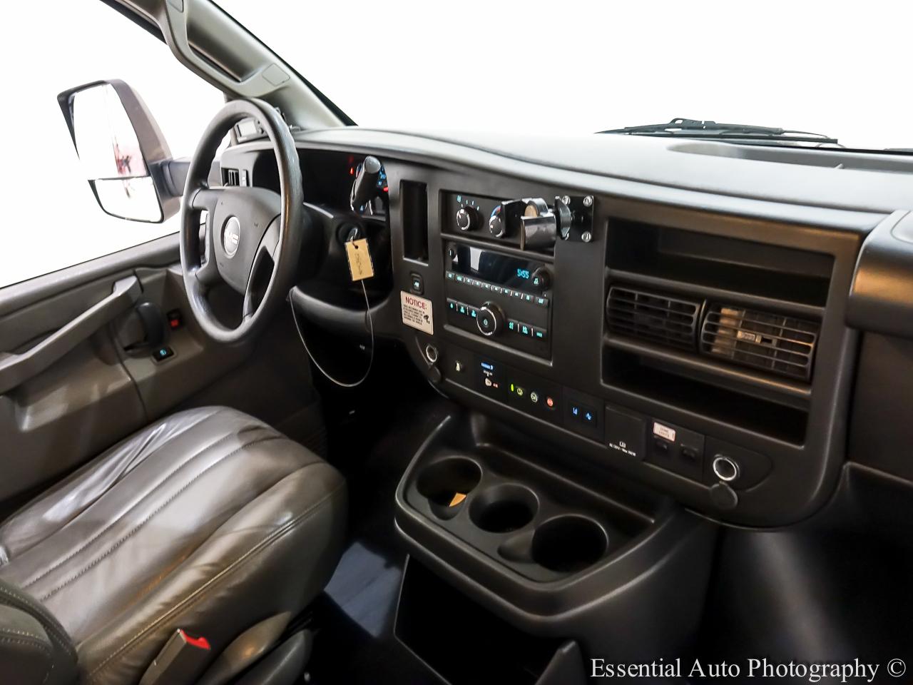 GMC Savana  2022
