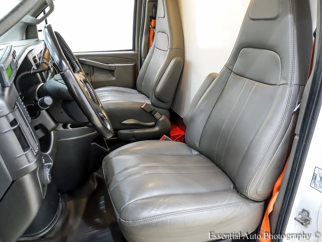 GMC Savana  2023