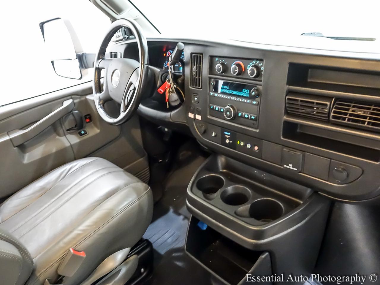 GMC Savana  2023