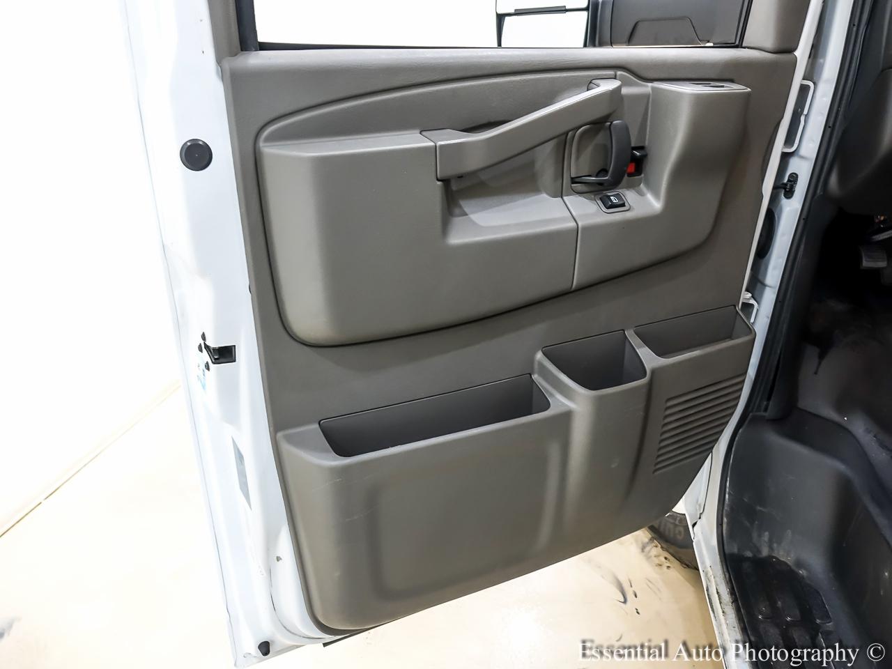 GMC Savana  2023