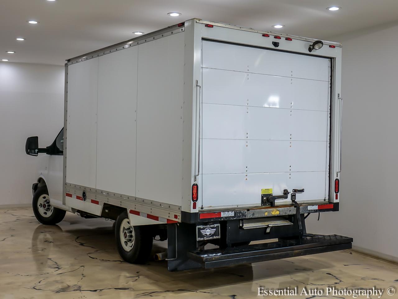 GMC Savana  2023