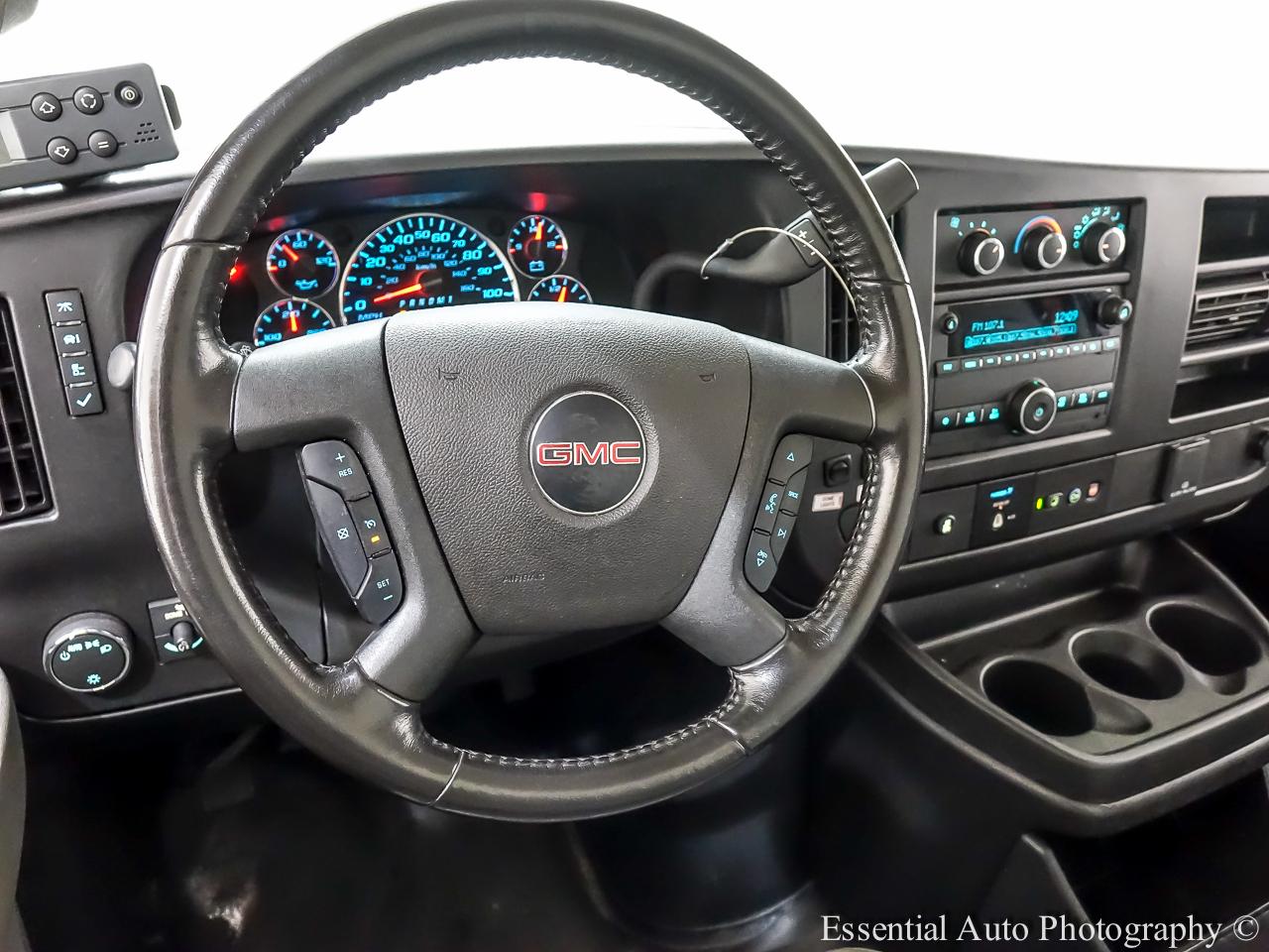 GMC Savana  2023