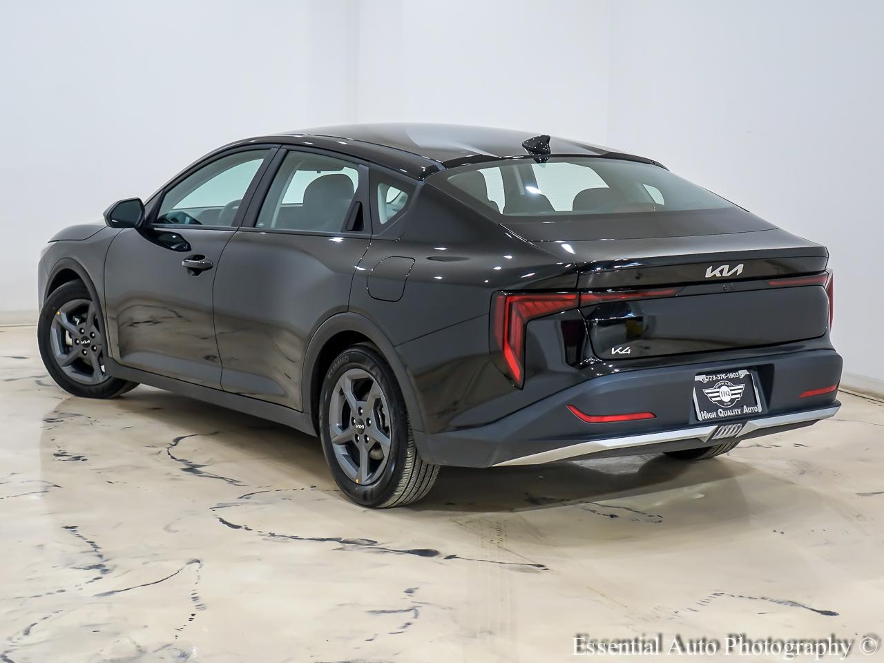 Kia K4 LXS 2025