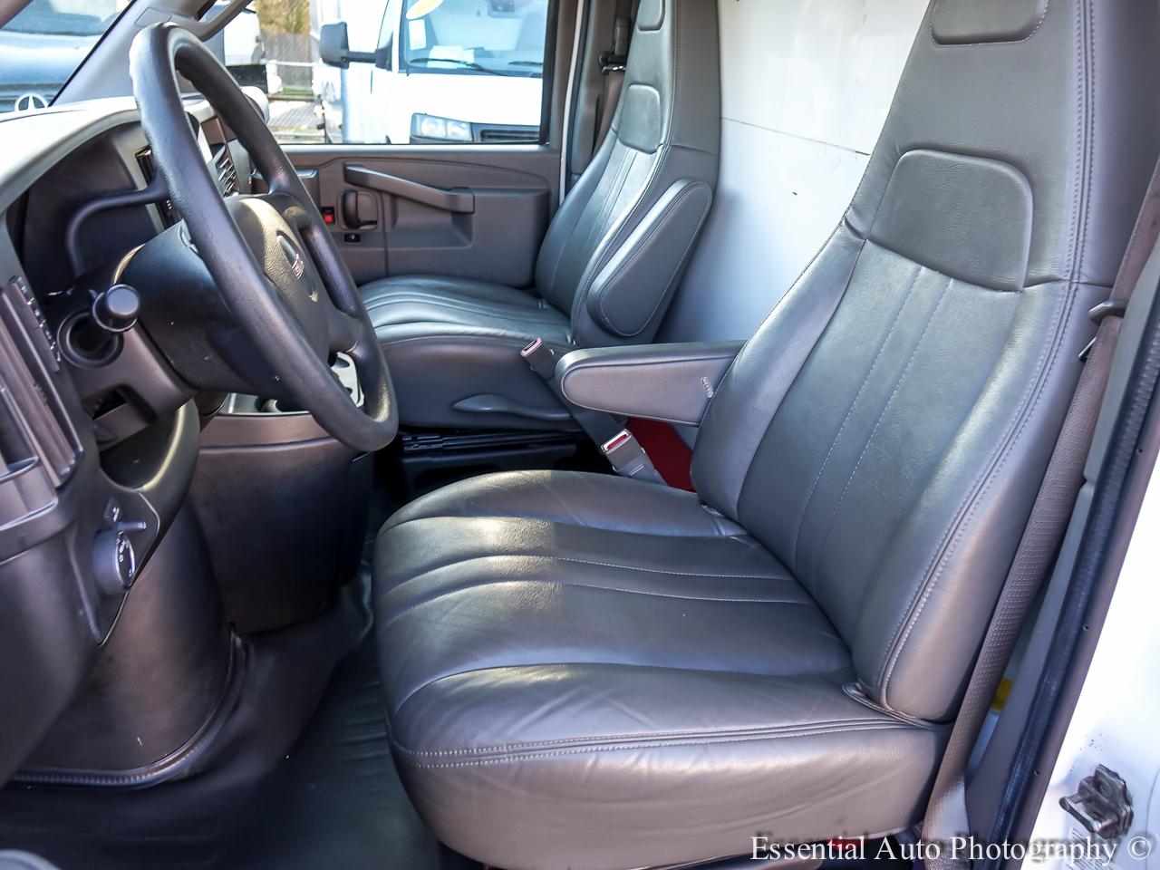GMC Savana G3500 177 in. 2021