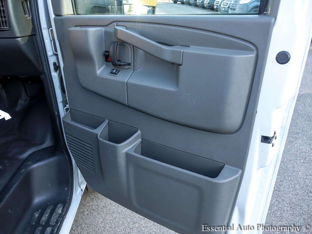 GMC Savana G3500 177 in. 2021