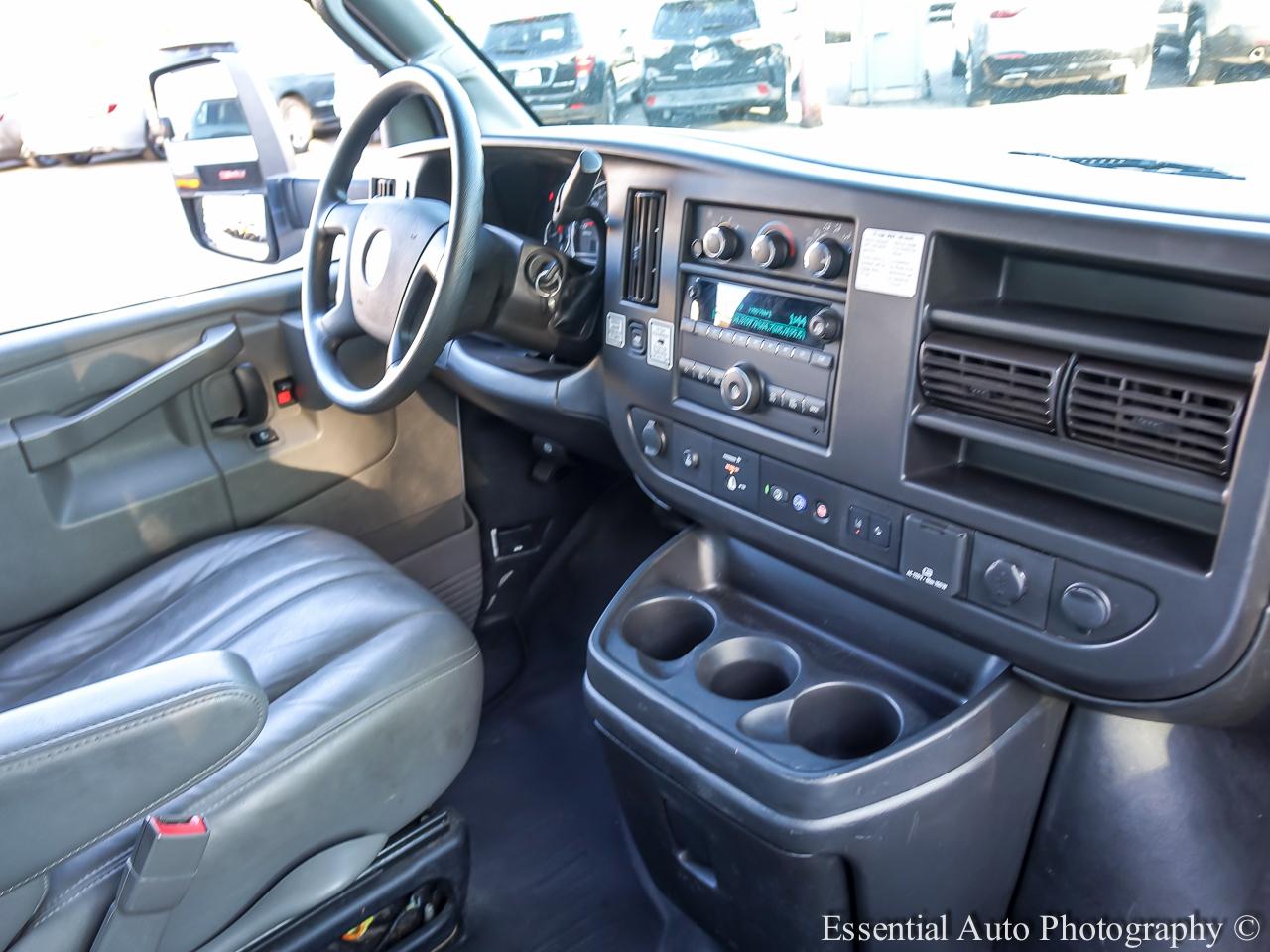 GMC Savana G3500 177 in. 2021