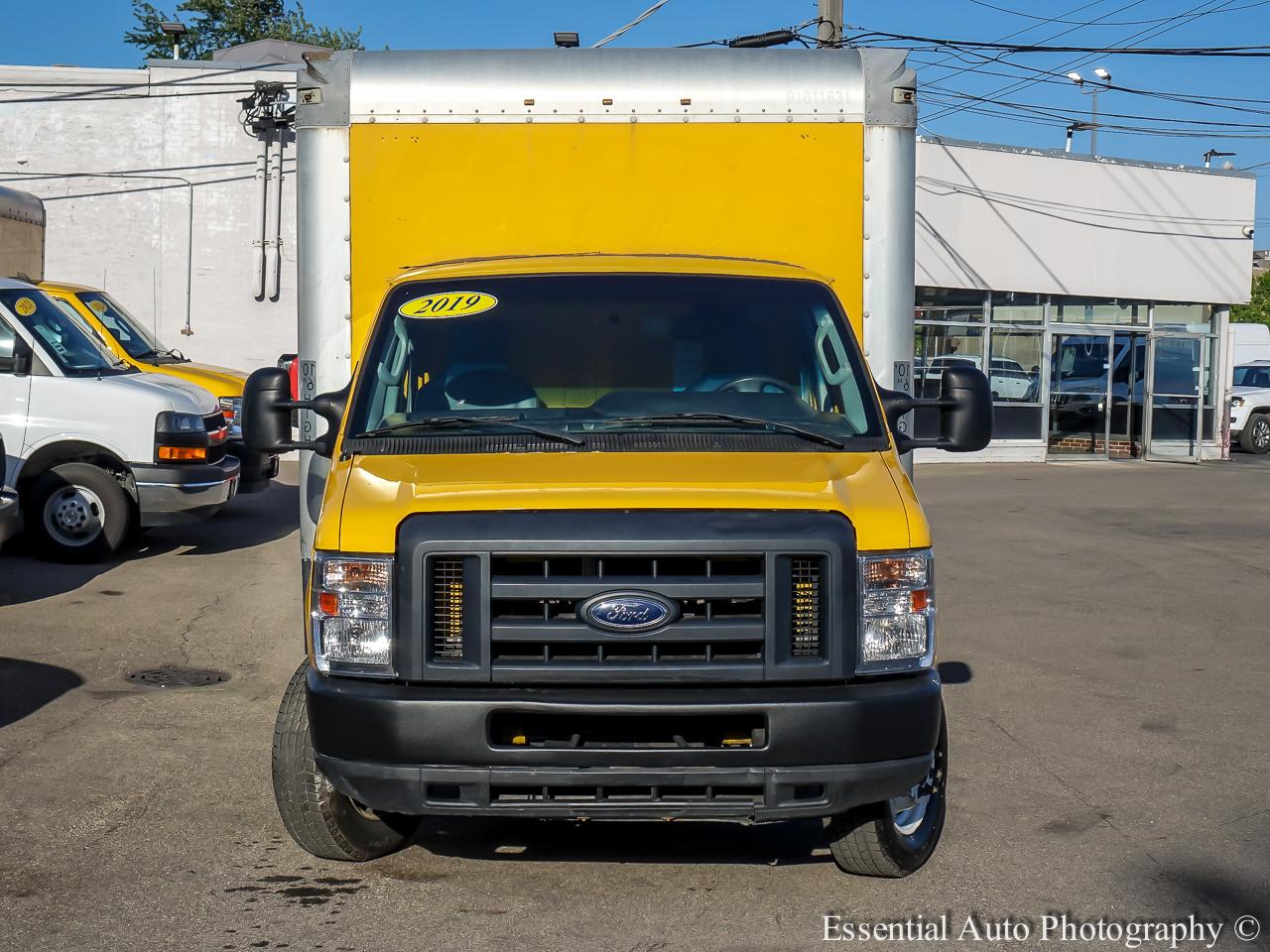 Ford Econoline E-350 Super Duty 2019